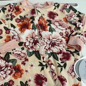 NWT Milkberry floral ruffle zippy
